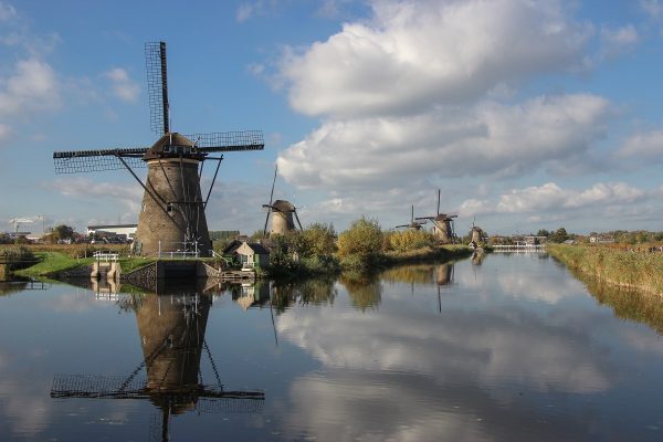Moulins de Kinderdijk aux Pays-Bas