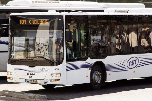 La ligne de bus 101 à Almada : pour se rendre au Cristo Rei en transport en commun