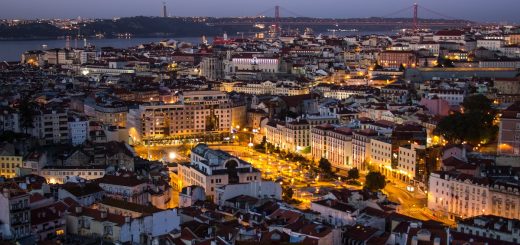 Panorama de Lisbonne de nuit