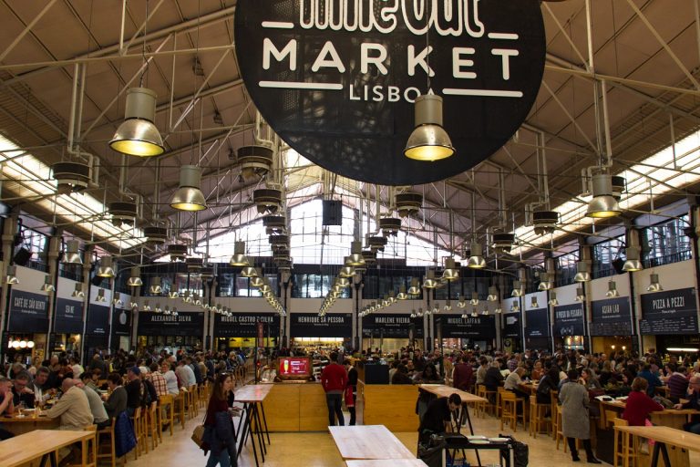 manger-au-time-out-market-un-incontournable-lisbonne-hashtag-voyage