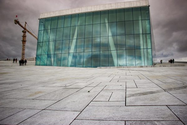 Le verre et le marbre blanc : 2 composants caractéristiques de l'opéra d'Oslo