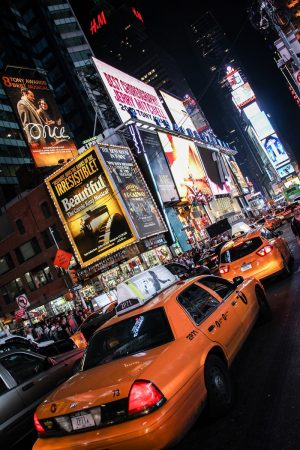 Le quartier de Times Square à New-York la nuit