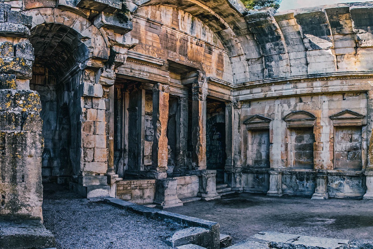 Temple de Diane à Nîmes