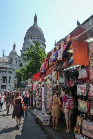Rue dans Montmartre à Paris